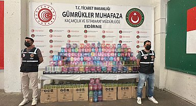 Kapıkule'de aranan TIR'da 3 bin 193 kaçak elektronik sigara ele geçirildi