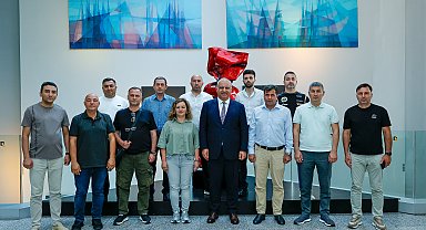 Karabağ gazisi Azerbaycanlı gazetecilerden DHA'ya ziyaret