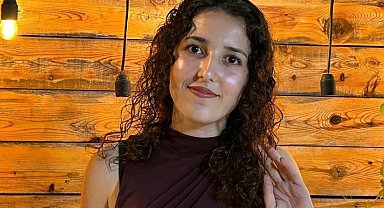 Kız kardeşini 14 bıçak darbesiyle öldürüp başını kesmeye çalıştı