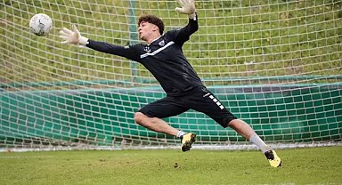 Kocaelispor kalesine Serhat Öztaşdelen'i transfer etti