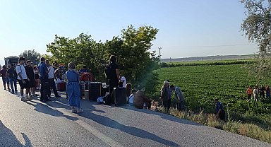 Konya'da otobüs şarampole inip ağaçlara çarptı: 3'ü çocuk, 7 yaralı