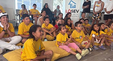 Lösemili çocuklar ve hayatlarını onlara adayan anneler tatilde