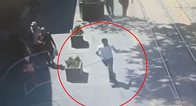 Mağazadan 100 bin liralık telefonu alıp kaçan şüpheliyi polis yakaladı