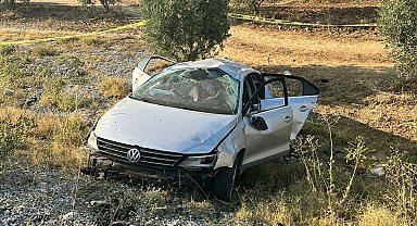 Manisa'da otomobil zeytinliğe uçtu; aynı aileden 1 ölü, 4 yaralı