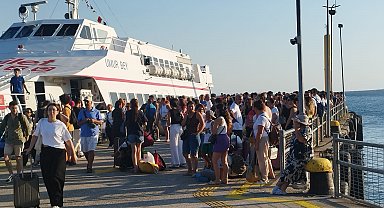 Marmara- İstanbul seferini yapmakta olan deniz otobüsü, rahatsızlanan yolcu için geri döndü