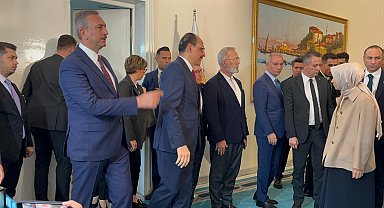 MİT Başkanı Kalın, TBMM'de AK Parti'yi ziyaret etti