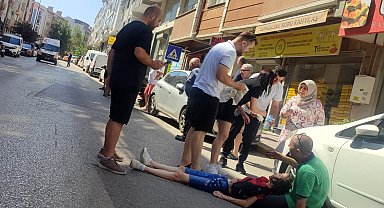 Motosiklet yayaya çarptı: 2 yaralı