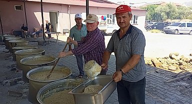 Nazilli'de yağmur duasında 10 bin kişiye keşkek dağıtıldı