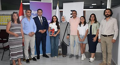 Niğde Kavram Eğitim Kurumu öğrencisi Tuğba, LGS Türkiye birincileri arasında