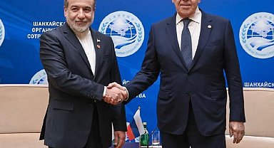 Rusya ve İran dışişleri bakanları bir araya geldi