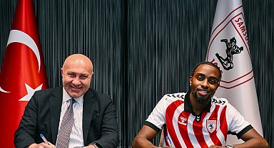 Samsunspor, Kongolu orta saha Antoine Makoumbou ile sözleşme imzaladı