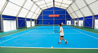 Sancaktepe'de Safa Tepesi Spor Tesisi düzenlenen törenle hizmete açıldı