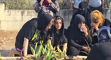 Sevgilisi tarafından öldürülen Ayşe için memleketi Hatay'da yürüyüş düzenlendi