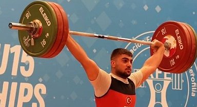 Şırnaklı halterci Sefkan Sümen Avrupa rekoru kırdı