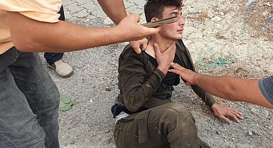 Sürücüsünün 'dur' ihtarına uymadığı araçtan 9 kaçak göçmen çıktı