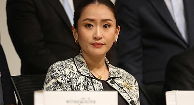 Tayland Başbakanı Shinawatra görevden uzaklaştırıldı