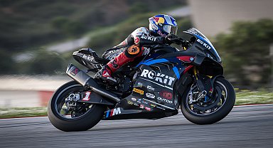 Toprak Razgatlıoğlu haftaya galibiyetle başladı