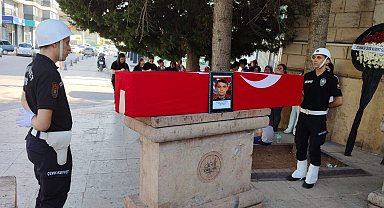 Trafik kazasında hayatını kaybeden polis, Kırşehir'de toprağa verildi