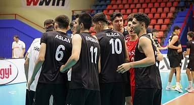 U19 Erkek Milli Voleybol Takımı Balkan Şampiyonası'nda yarı finalde