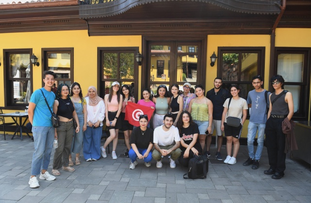 Yabancı Öğrenciler Sosyal Medya Hesaplarında Osmangazi’yi Tanıtacak