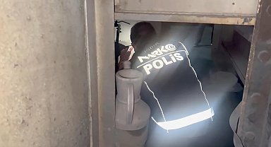 Yabancı plakalı TIR'dan 344 kilo uyuşturucu çıktı