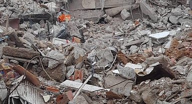 Yıkılan binada 4 yakınını kaybeden Nevruz'dan duruşma sonrası tepki: Yuva yerine mezar almışlar