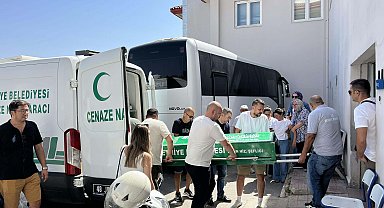 Yüzerken havuzda fenalaştı, hastanede kurtarılamadı