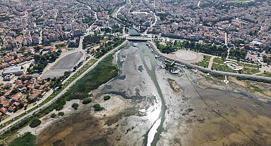 'Beyşehir Gölü'nün ölmesine seyirci kalmayız'