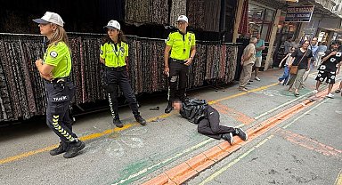 'Dur' ihtarına uymayan montlu şüphelinin üzerinden namluya mermi sürülmüş tabanca çıktı