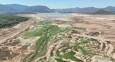 'İzmir'in 40 günlük suyu kaldı'