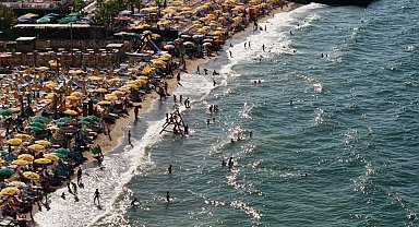 40 bin nüfuslu Çınarcık, yaz sezonunda 500 bin kişiyi ağırlıyor