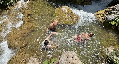 880 kilometre mesafeden 'şelale' serinliğine geldiler