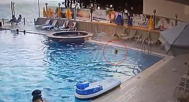 9 yaşındaki Ali, kaldıkları otelin havuzunda boğuldu