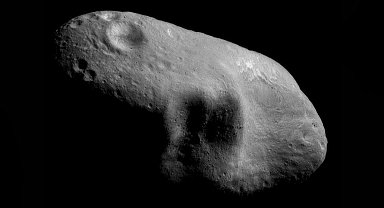 ABD'deki bir eve Dünya'dan daha yaşlı bir gök taşı çarptı