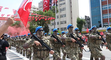 Adana'da 30 Ağustos Zafer Bayramı, törenlerle kutlandı