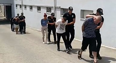 Adana'da 'torbacı' operasyonunda 8 tutuklama