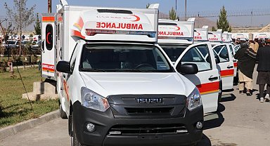 Afganistan'da otobüs devrildi: 25 ölü