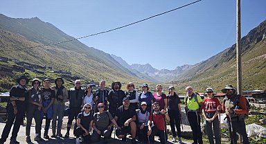 Ağrı tedavisinde farkındalık için Kaçkar Dağları'na yürüdüler