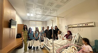 AK Parti Kadın Kolları'ndan, emziren annelere ziyaret