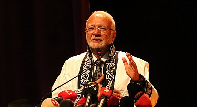 AK Parti'li Elitaş: Bilgiye ulaşmak o kadar kolay ki, cebinizde dünyayı taşıyorsunuz