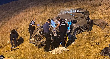 Ankara'da otomobil takla attı: 1 ölü, 1 yaralı