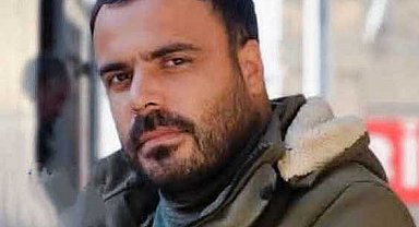 Aracından inip yolun karşısına geçerken otomobilin çarptığı sürücü öldü