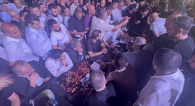 Aşiret düğününde gelin ve damada 20 milyon lira ve 5 kilo altın takıldı