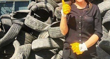 Atık yağ tankına düşüp ölen anne ile oğlu toprağa verildi