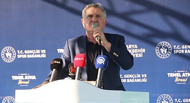 Bakan Bak: Türkiye'nin en büyük sorunlarından bir tanesi obezite