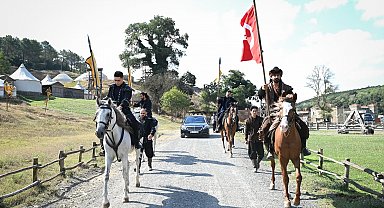 Bakan Ersoy'dan, film platosu ziyareti