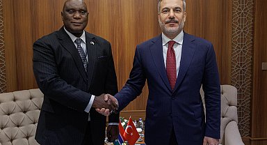 Bakan Fidan, Gambiya Dışişleri Bakanı Njie ile bir araya geldi