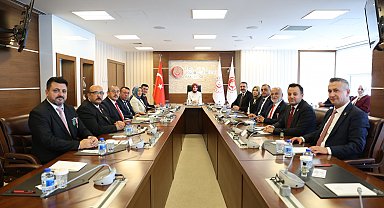 Bakan Göktaş, Türkiye Harp Malulü Gaziler, Şehit Dul ve Yetimleri Derneği üyelerini kabul etti