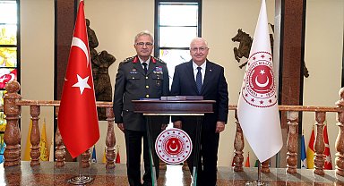 Bakan Güler, Kara Kuvvetleri Komutanı Orgeneral Tokel'i kabul etti