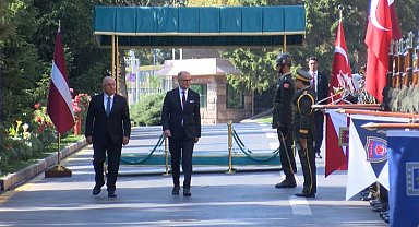 Bakan Güler, Letonyalı mevkidaşı Sprüds ile bir araya geldi